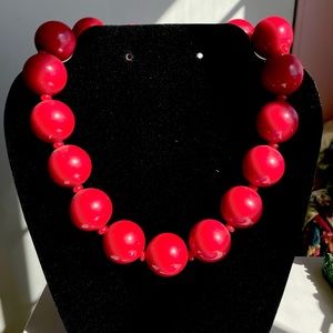 🔴🔴LARGE RED BEAD NECKLACE🔴🔴